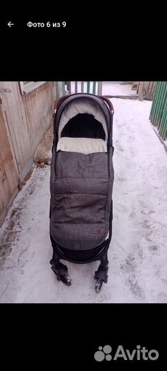 Прогулочная коляска