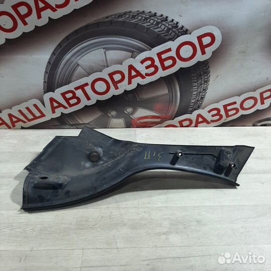 Накладка на стойку кузова задняя правая Chevrolet