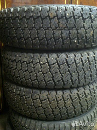 Dunlop Axiom Plus 185/65 R15