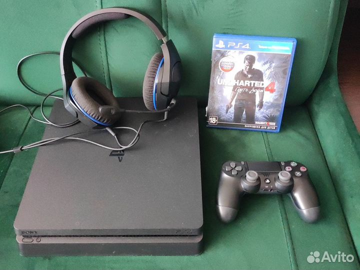 Sony PS4 slim + игра + наушники