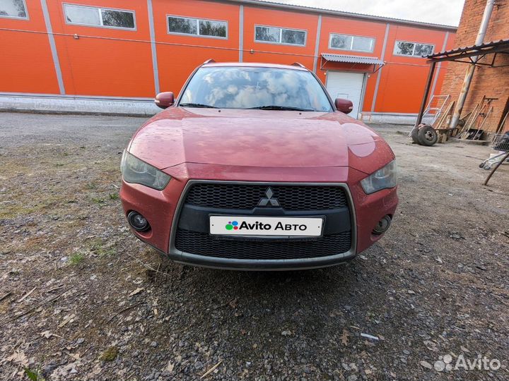 Mitsubishi Outlander 2.0 CVT, 2011, 261 000 км