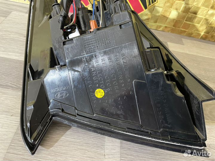 Фонарь задний правый наружный LED Elantra CN7 20+