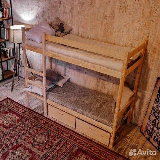 Двухъярусная кровать новая