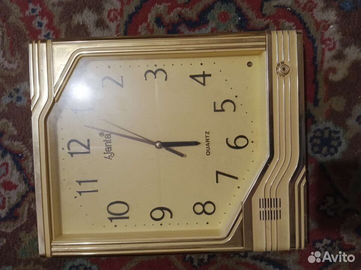 Настольные часы