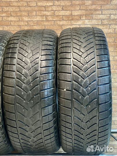 Goodyear UltraGrip Ice SUV Gen-1 285/60 R18