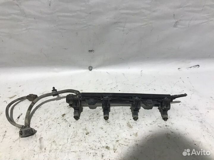 Топливная рейка Skoda Fabia