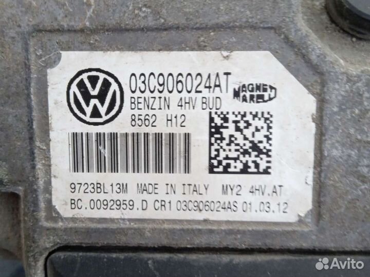 Блок управления двигателем Skoda octavia 1.4