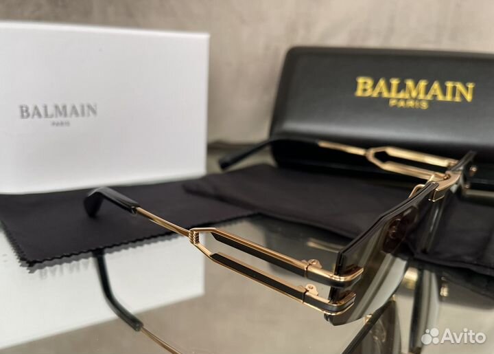 Солнцезащитные очки balmain