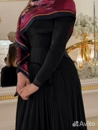 Платье от Mila sheikh