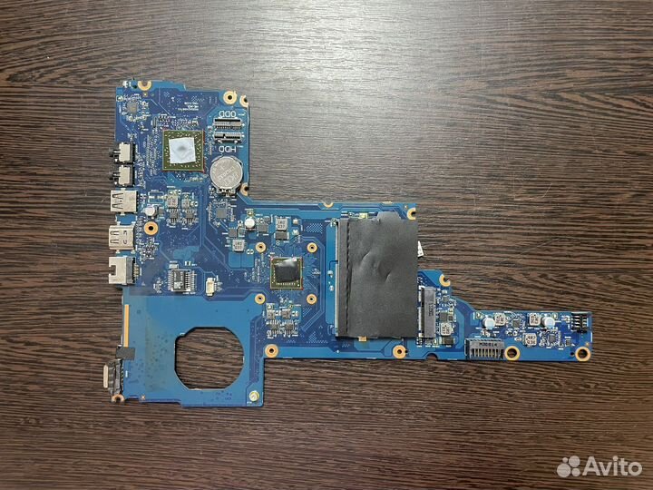 Материнская плата на HP CQ58