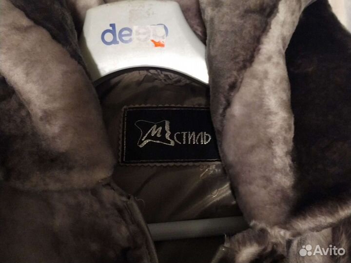 Шуба мутоновая с капюшоном