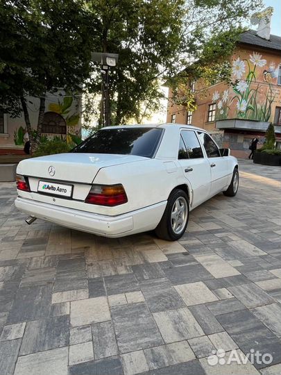 Mercedes-Benz W124 2.5 МТ, 1992, 100 000 км