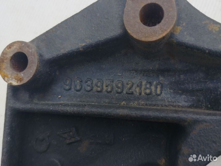 Опора двигателя нижняя peugeot citroen