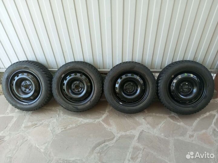Sava Eskimo Stud 185/60 R15 S