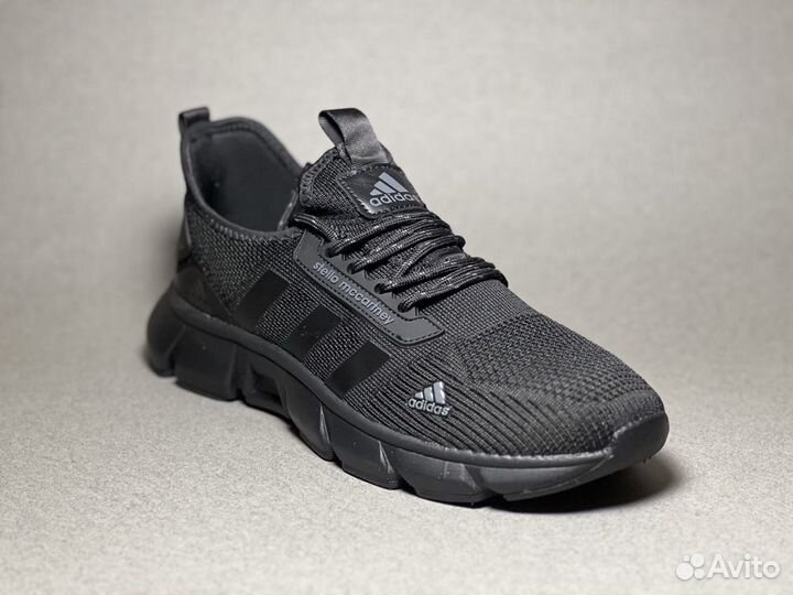 Кроссовки Adidas