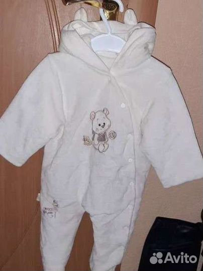 Велюровый комбинезон