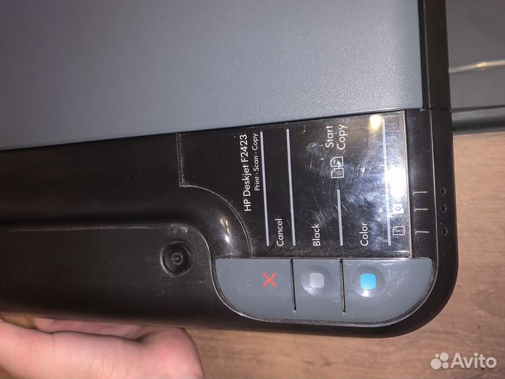 Принтер HP deskjet f2423