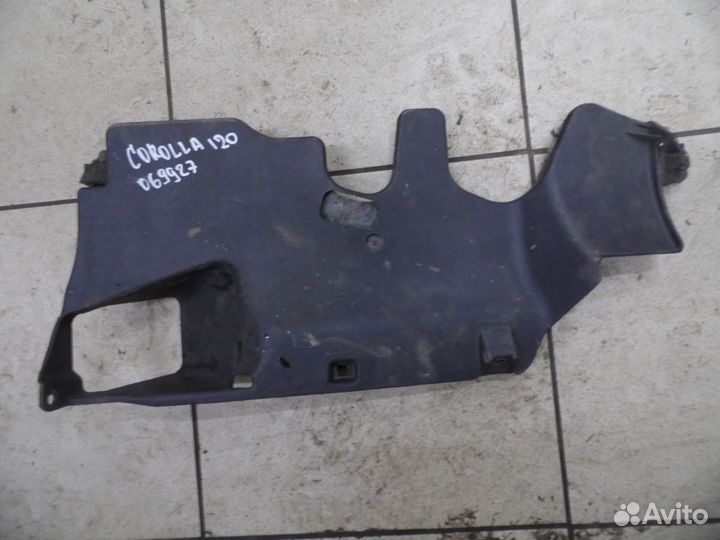 Накладка под торпедо Toyota Corolla E12 2001-2007