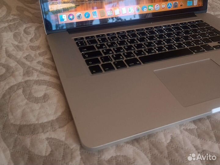MacBook pro 15 2015 и 2013 год