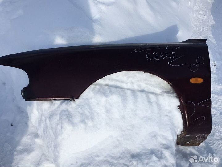 Крыло переднее левое Mazda 626 GE 91-97 гг