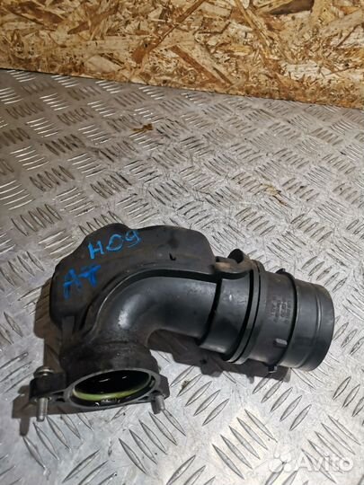 Патрубок воздухозаборника Skoda Octavia A7