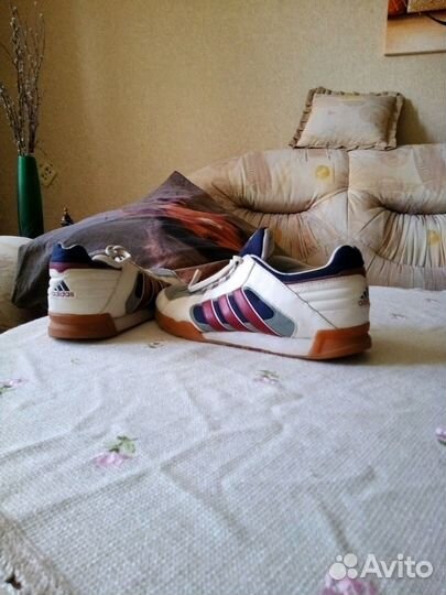 Кроссовки adidas
