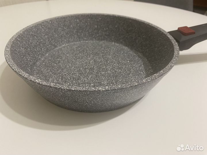 Сковорода 28 см royal kuchen