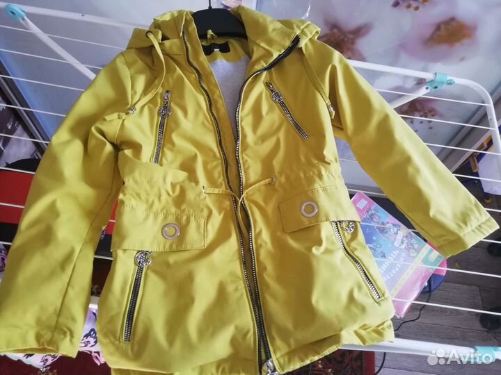 Куртка весенняя