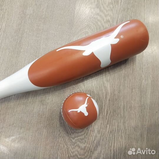 Бейсбольная бита и мяч сувенир из Техаса