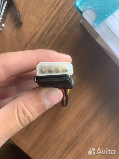 Переходник molex SATA