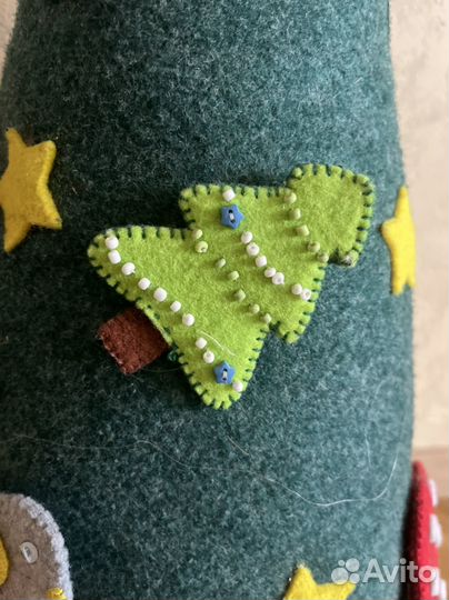 Елка из фетра с игрушками на липучке