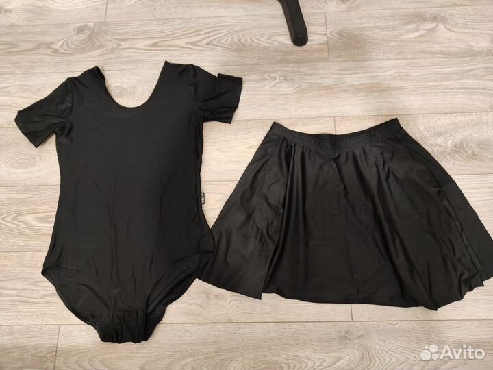 Купальник гимнастический с юбкой