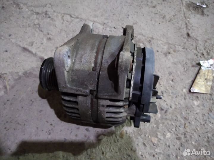 Генератор Рено Флюенс