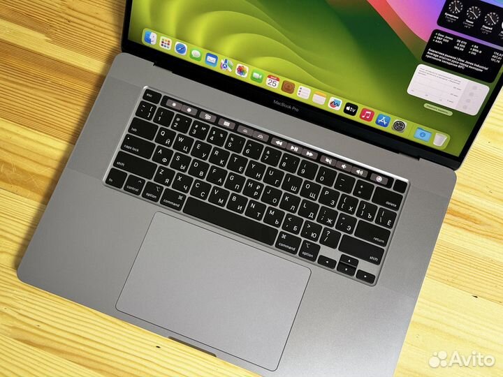 Выпуск 2020, RU клавиатура, MacBook Pro 16 A2141