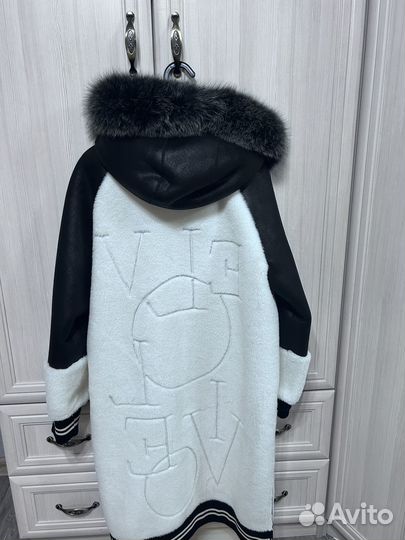 Дубленка двусторонняя с капюшоном