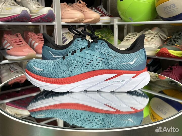 Hoka Clifton 8