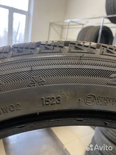 DoubleStar DW02 235/45 R18