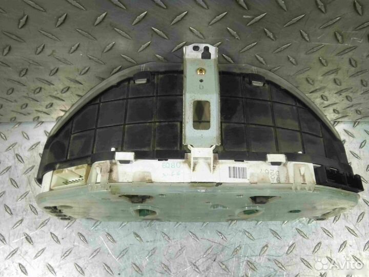 Панель приборов Mazda Demio