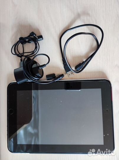 Планшет Bliss pad R9020 требует ремонта, на з/ч