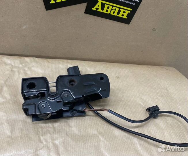 Замок капота Audi А4 B8