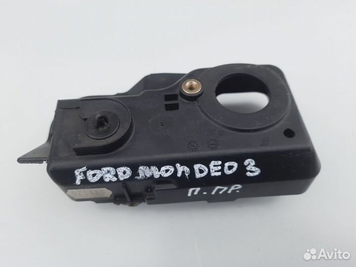 Ручка двери внутренняя правая Ford Mondeo 3