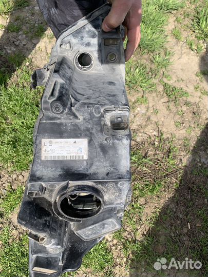 Фара левая volkswagen polo 5