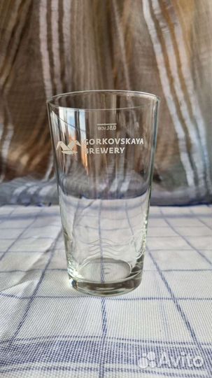 Пивные кружки и бокалы