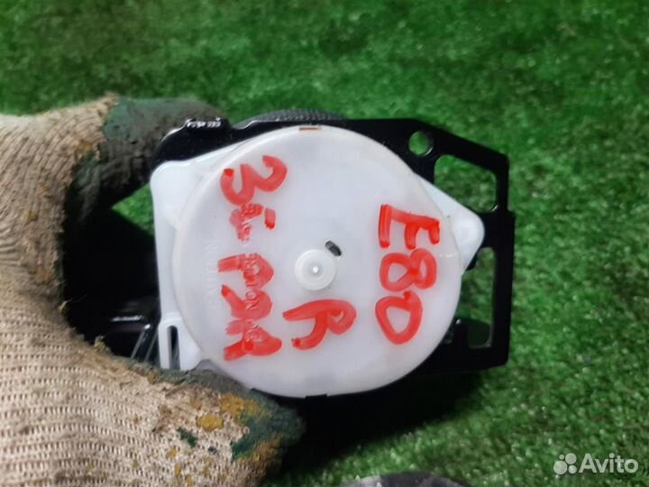 Ремень безопасности задний правый Mitsubishi Gran