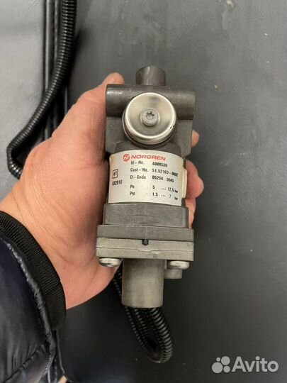 Клапан горного тормоза MAN TGX TGS 51.52160-0002