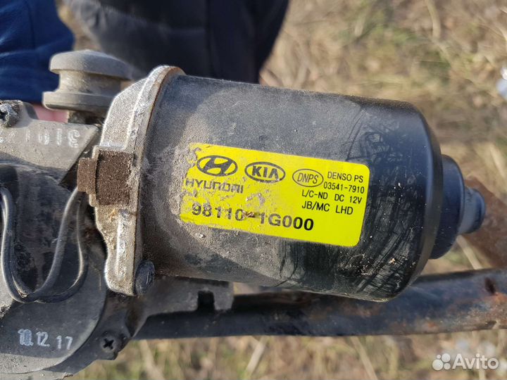 Трапеция стеклоочистителя киа рио2