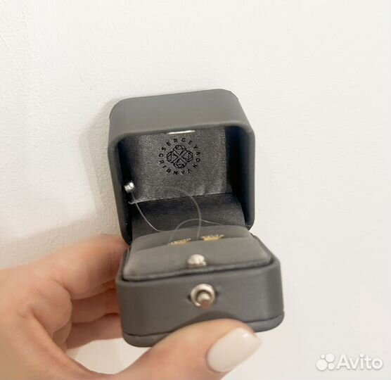 Золотые серьги короны с фианитами