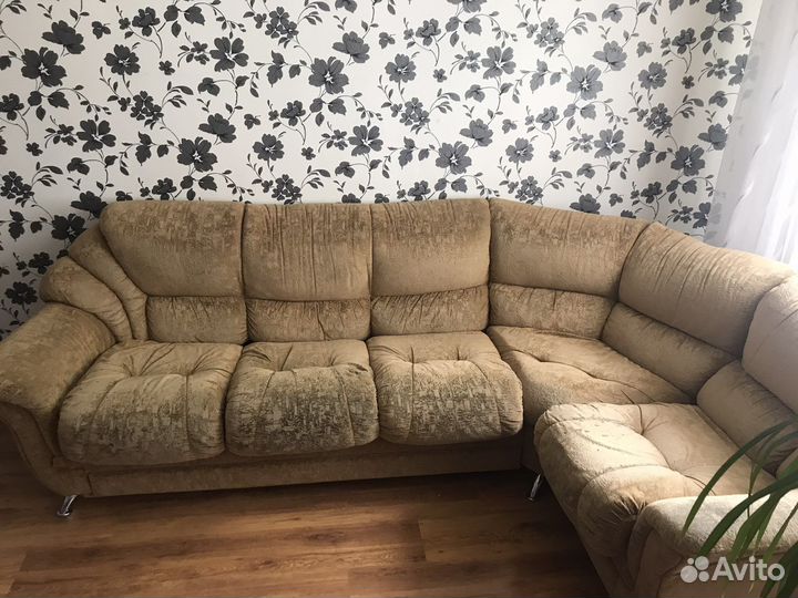 Угловой диван