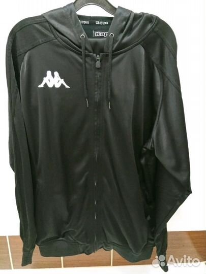 Новый мужской спортивный костюм