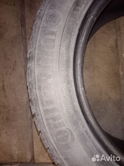 Continental ContiIceContact 215/55 R16